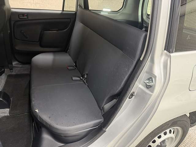 Toyota Probox Van 10