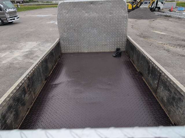 Mitsubishi Fuso Canter 4