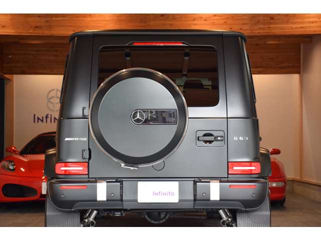 Mercedes-Benz G-Class 4