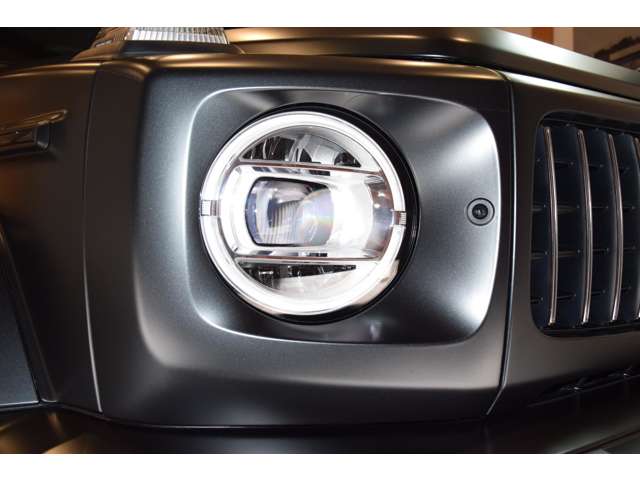 Mercedes-Benz G-Class 9