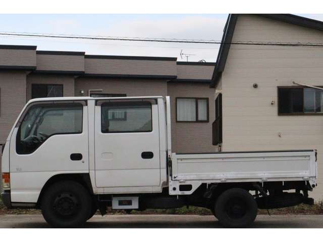 Isuzu Elf 4