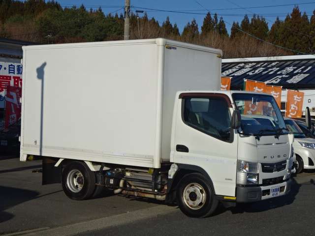 Mitsubishi Fuso Canter 4
