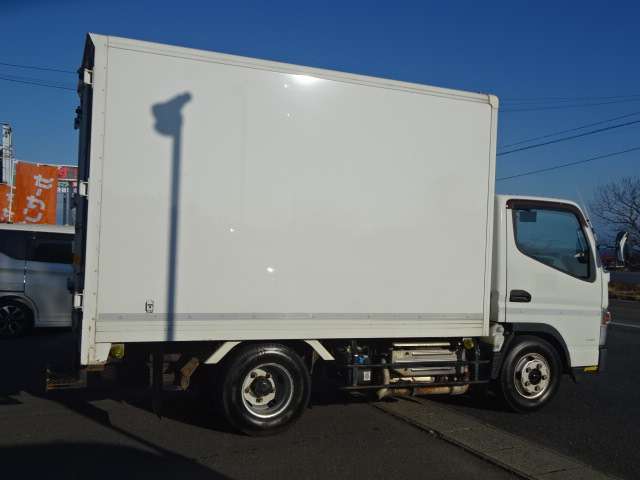 Mitsubishi Fuso Canter 7