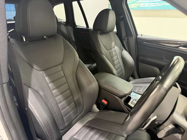 BMW X3 7
