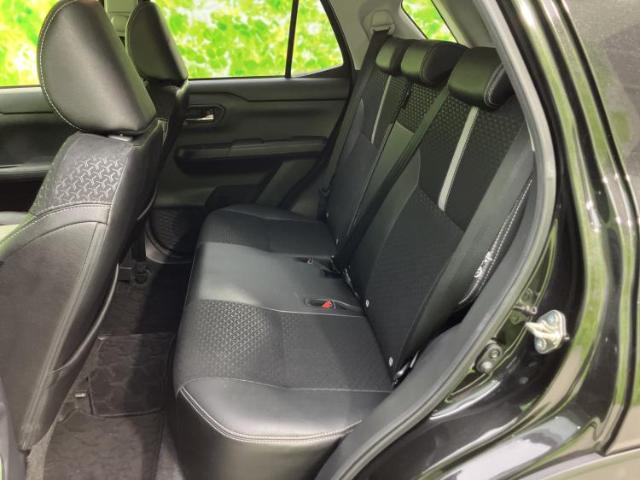 Daihatsu Rocky 9