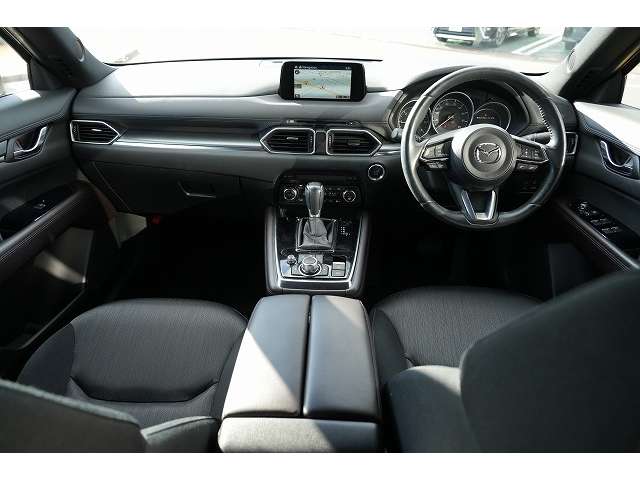 Mazda CX-8 3