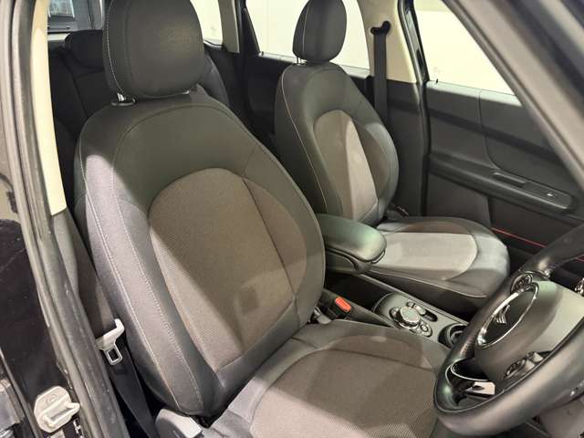 MINI Crossover 6