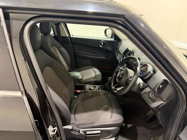 MINI Crossover 7