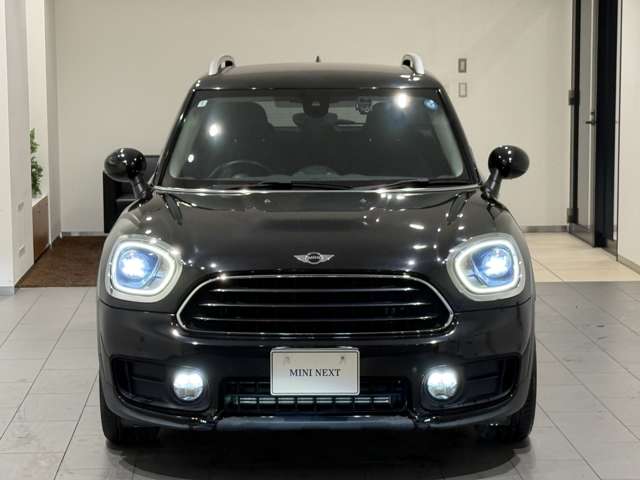 MINI Crossover 8