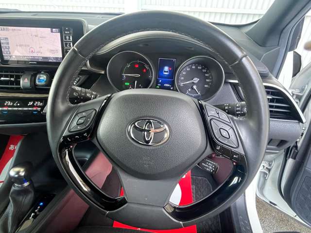 Toyota C-HR 11
