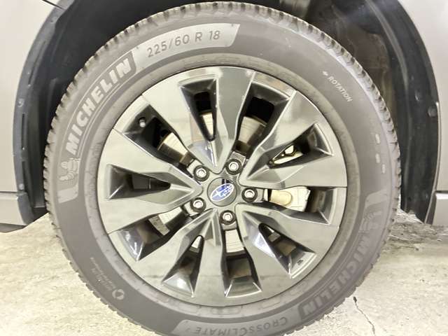 Subaru Legacy Outback 9