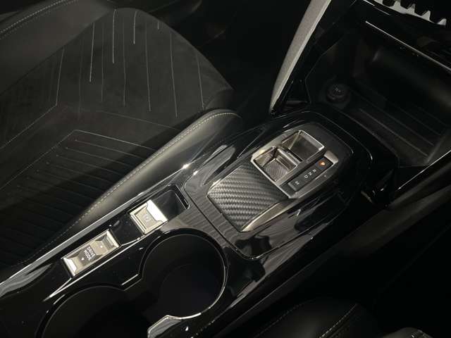 Peugeot SUV 2008 11