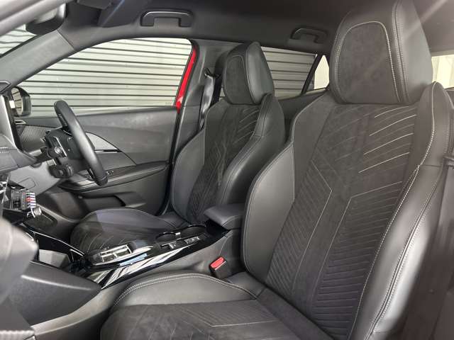 Peugeot SUV 2008 5