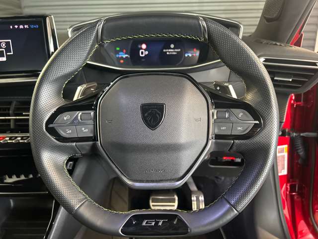 Peugeot SUV 2008 7