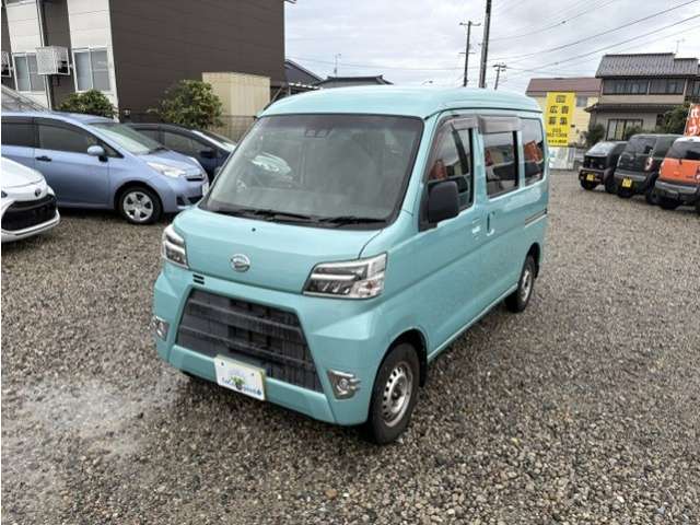 Daihatsu Hijet Cargo 7