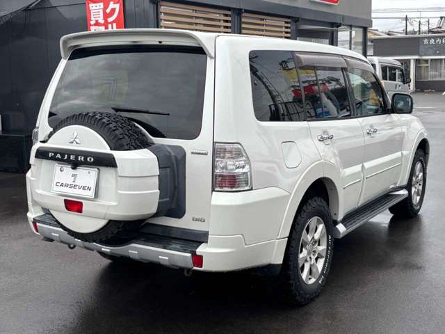 Mitsubishi Pajero 3