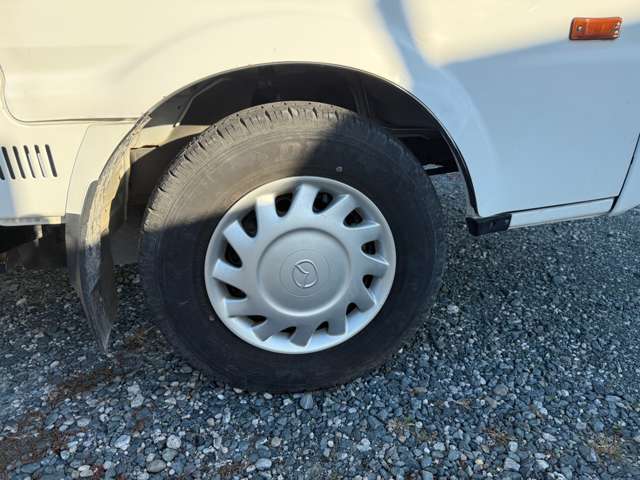 Mazda Bongo Truck 9