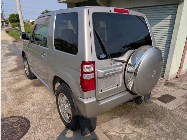 Mitsubishi Pajero Mini 4