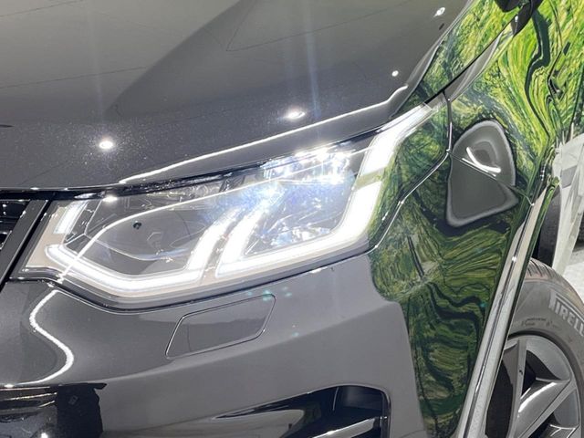 Land Rover Discovery Sport 7