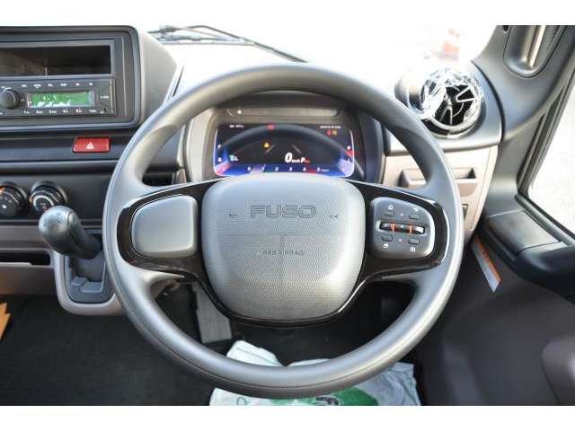 Mitsubishi Fuso Canter 10