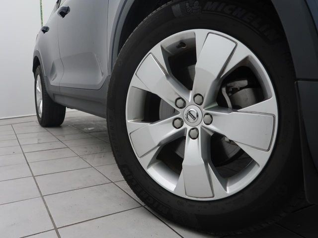 Volvo XC40 12
