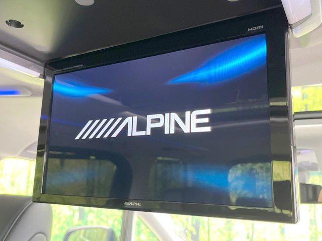 Toyota Alphard 5