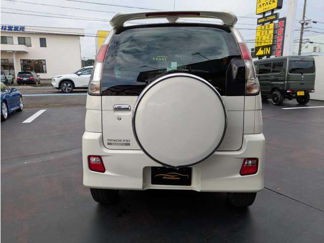 Daihatsu Terios Kid 8