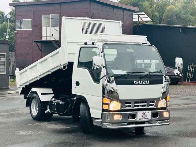 Isuzu Elf 3