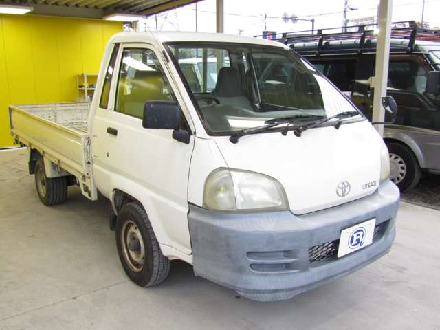 Toyota Light Ace Truck 12