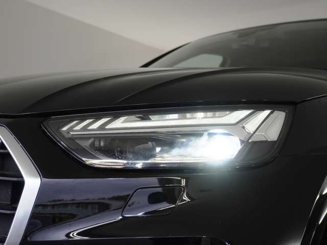 Audi Q5 Sportback 8