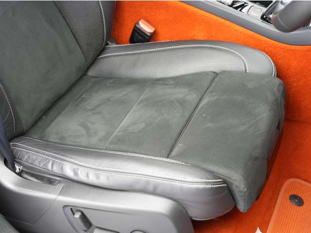 Volvo XC40 12