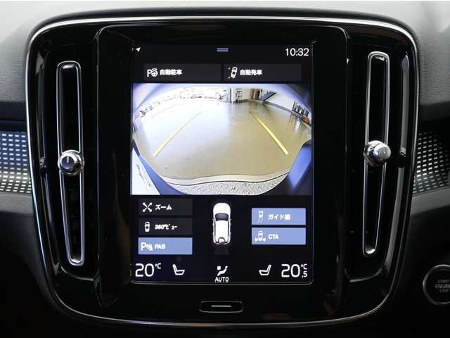 Volvo XC40 9