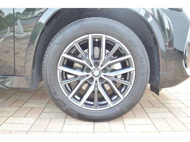BMW X1 11