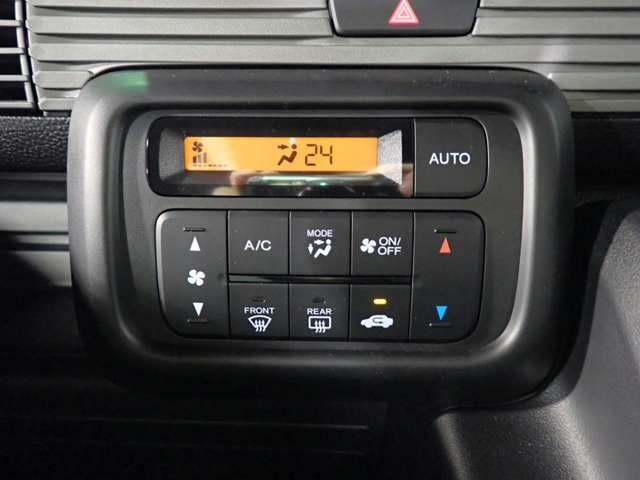 Honda N-VAN 11