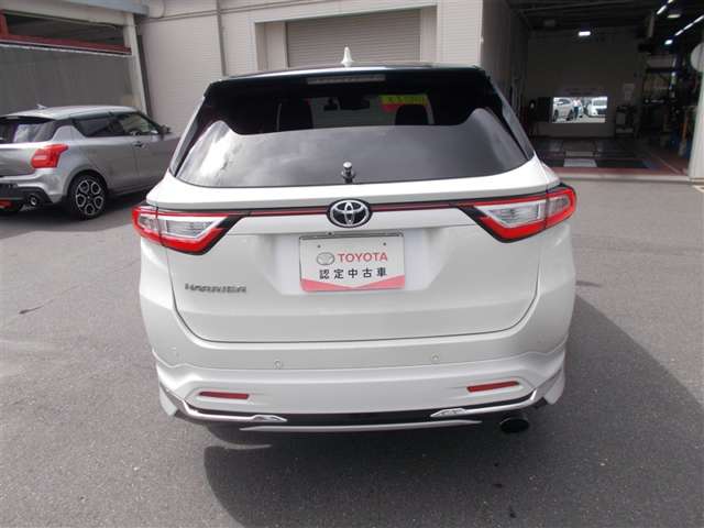 Toyota Harrier 4