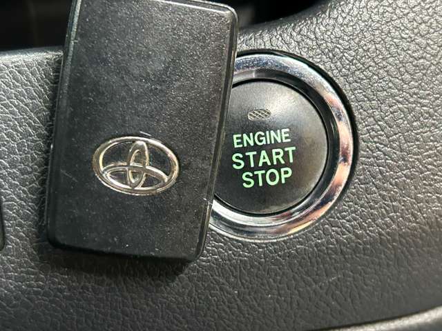 Toyota Voxy 11