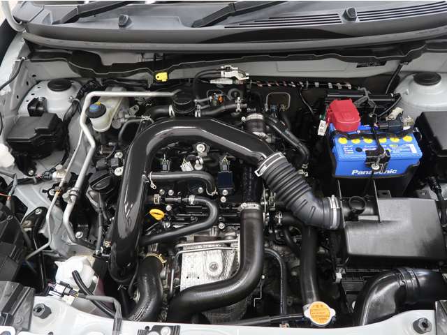 Daihatsu Rocky 11