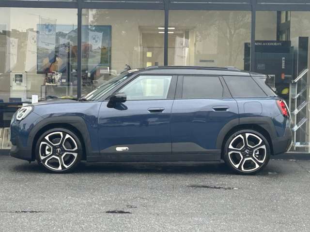 MINI Aceman 10