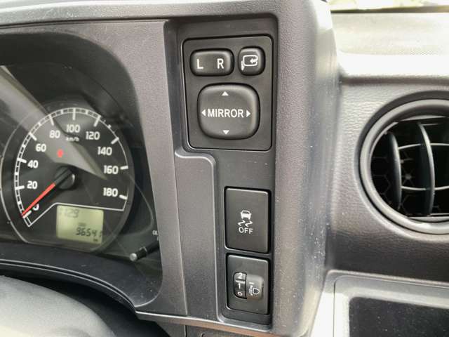 Toyota Succeed Van 12
