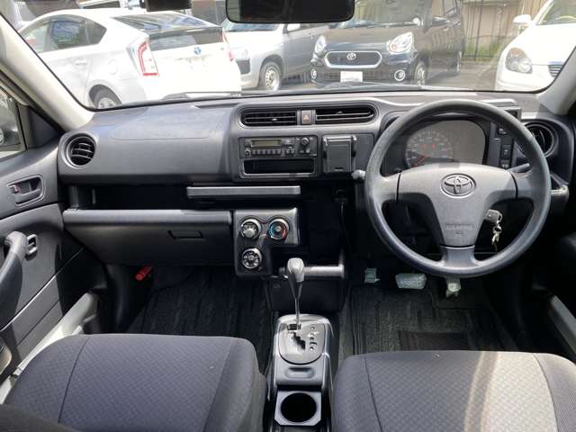 Toyota Succeed Van 3