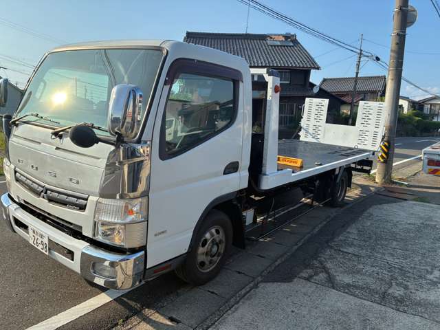 Mitsubishi Fuso Canter 2