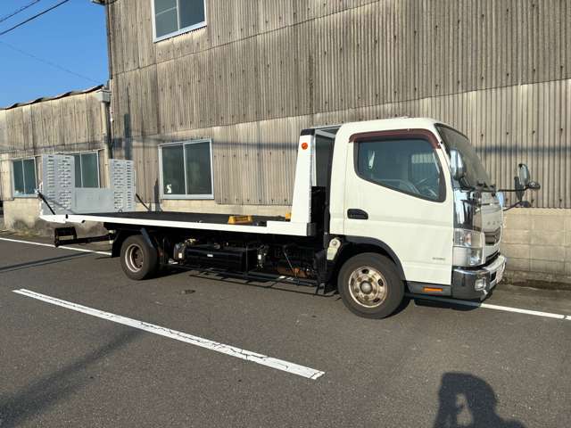 Mitsubishi Fuso Canter 3