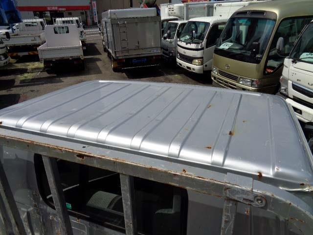 Isuzu Elf 12