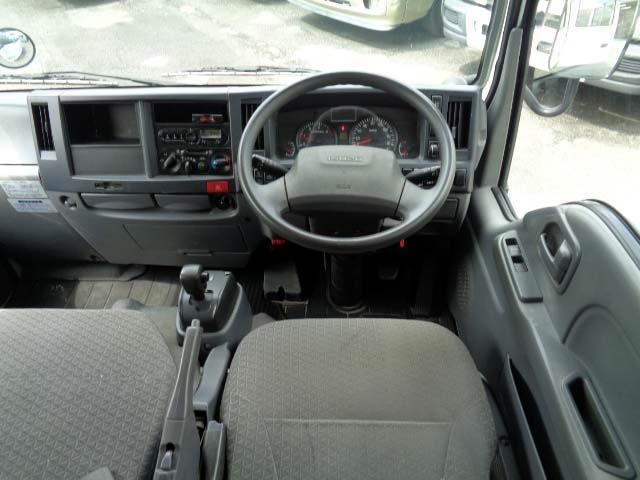 Isuzu Elf 3