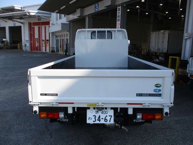 Mitsubishi Fuso Canter 7