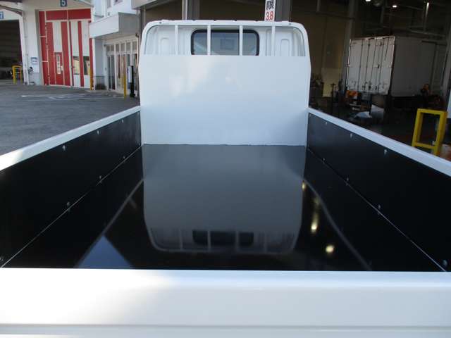 Mitsubishi Fuso Canter 8