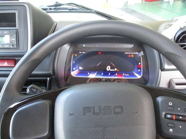 Mitsubishi Fuso Canter 10
