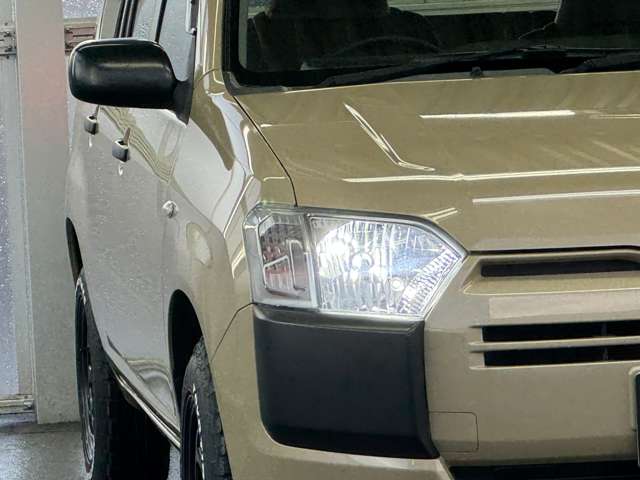 Toyota Probox Van 3