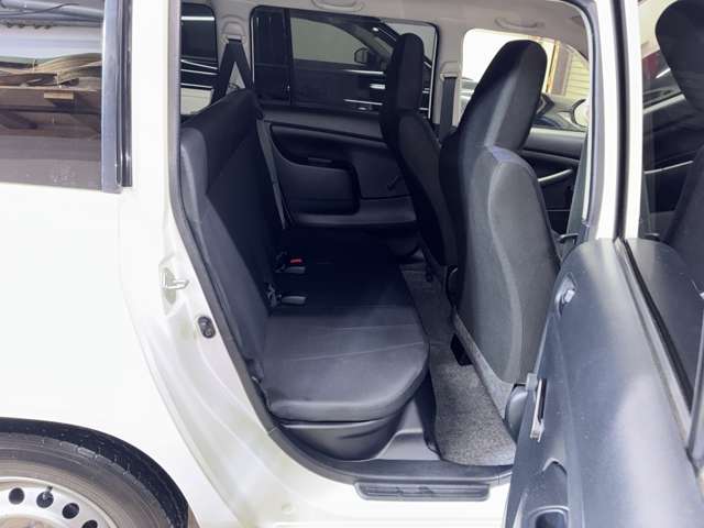 Toyota Probox Van 10