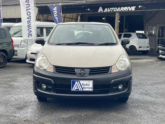 Nissan AD 5